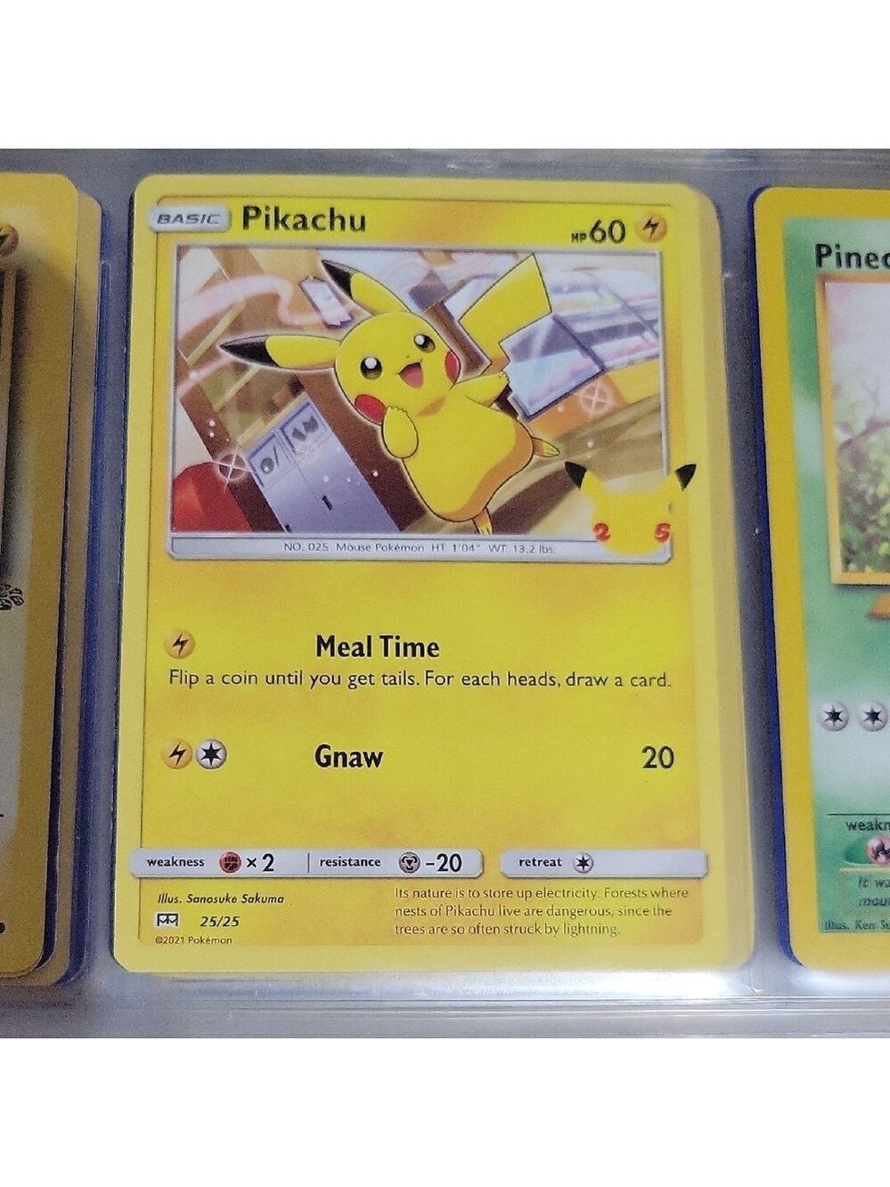 Pikachu Pokémon Card